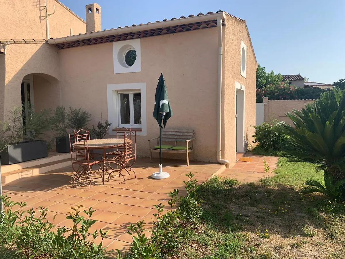 L'Aparte - Le Studio Les Vignes Pignans 0*,